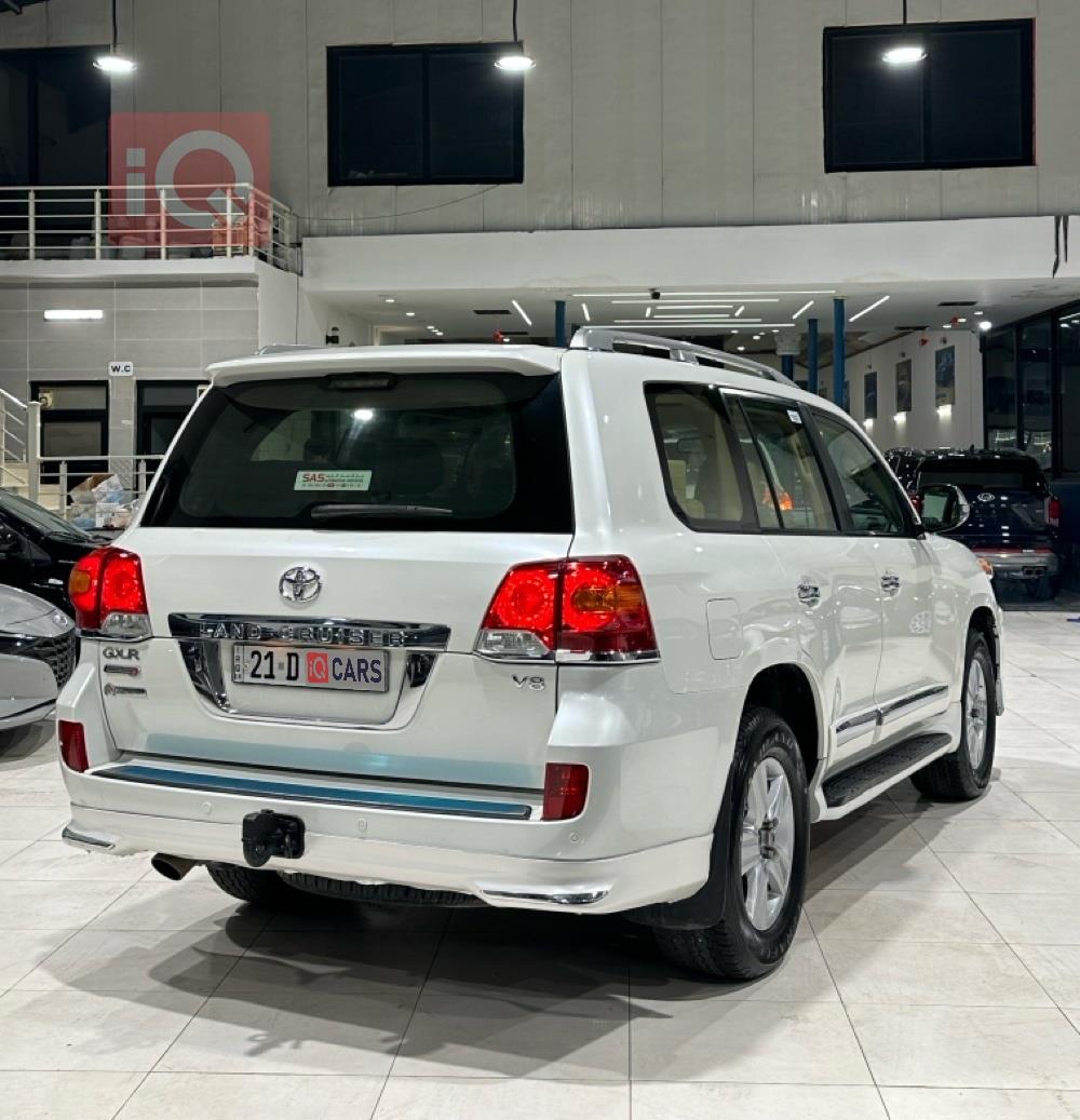 تويوتا لاندكروزر